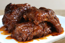 Sườn lợn nướng sốt BBQ